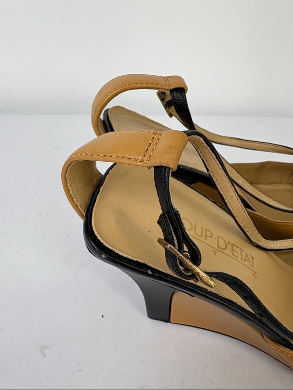Coup DEtat refined tan